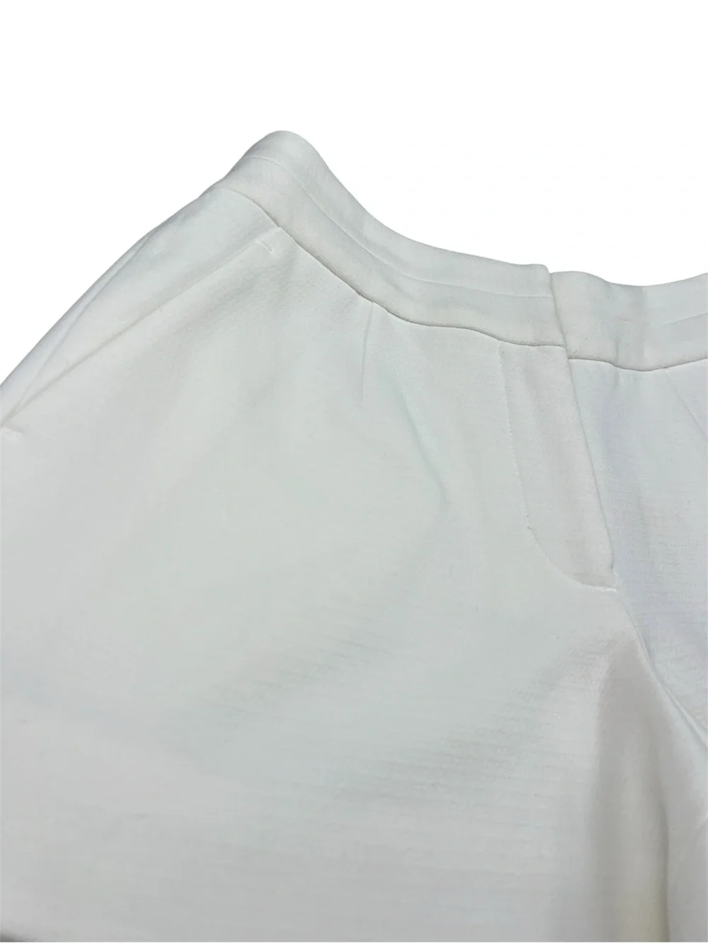 NWT CROSY by MOLLIE BURCH MURRAY SHORTS in WHITE luxury size XS gold button XS